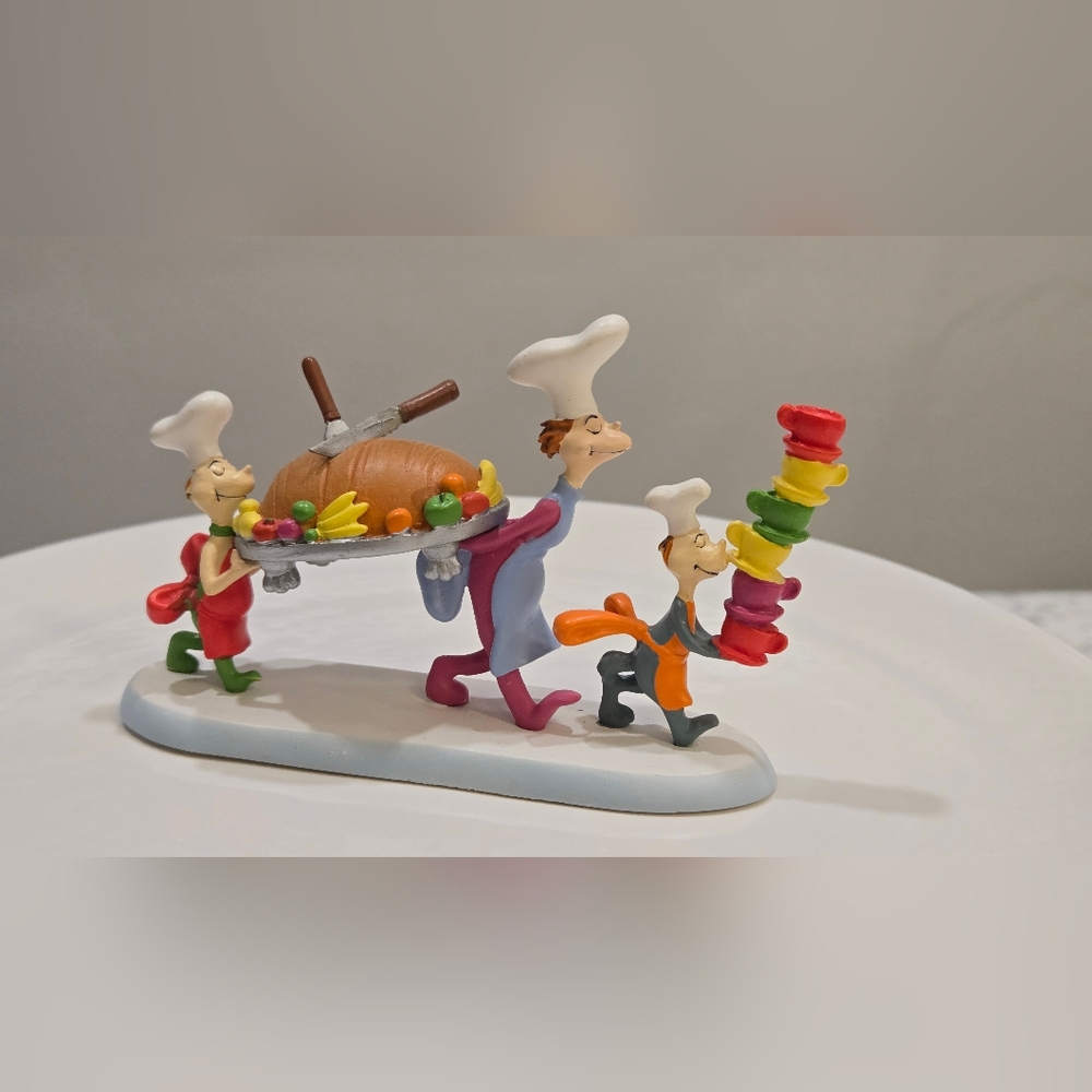 Department 56 - Grinch Who-Ville - Feast of Roast Beast - Picture 2 of 5